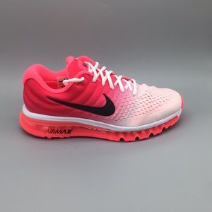 Nike Air Max *NEW*